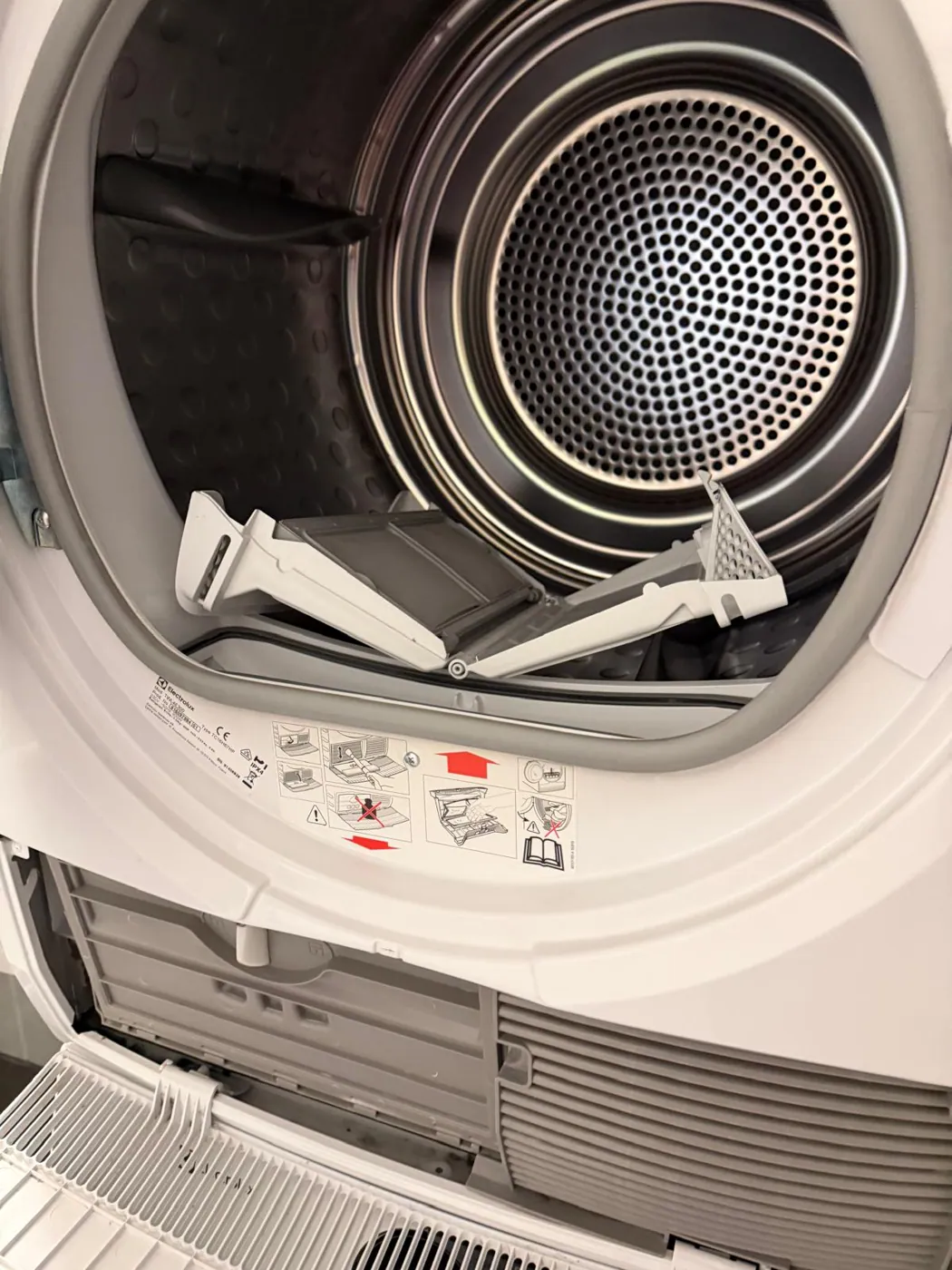 Gereinigter Tumbler mit Flusensieb
